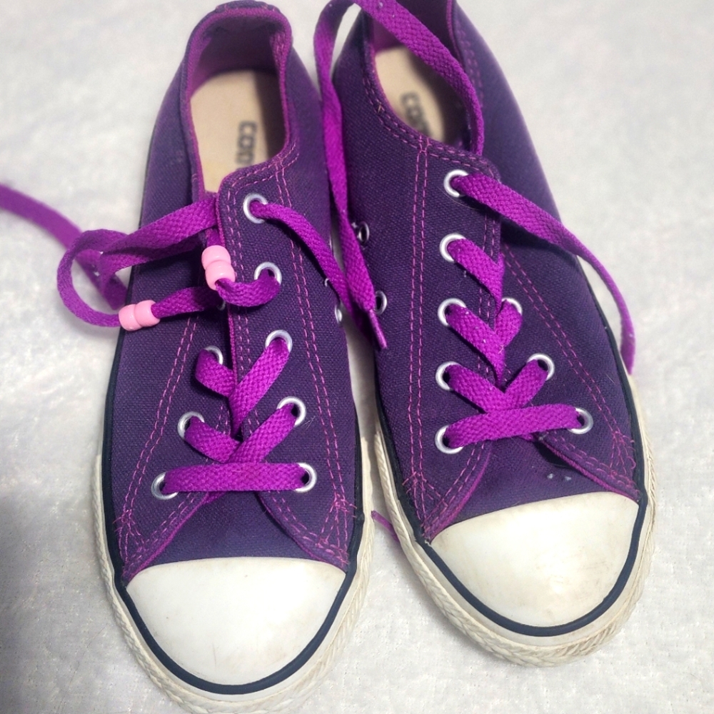 Girls size 2 purple converse shoes